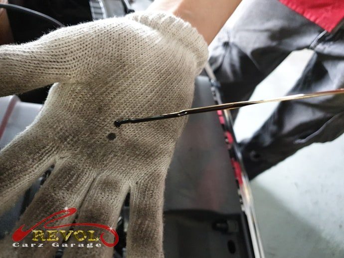 The A5 lifted for a 360-degree check for any other causes.