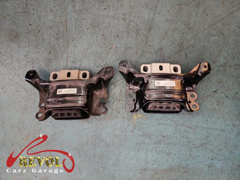 The new Audi-spec engine and gearbox mounts ready to fit.