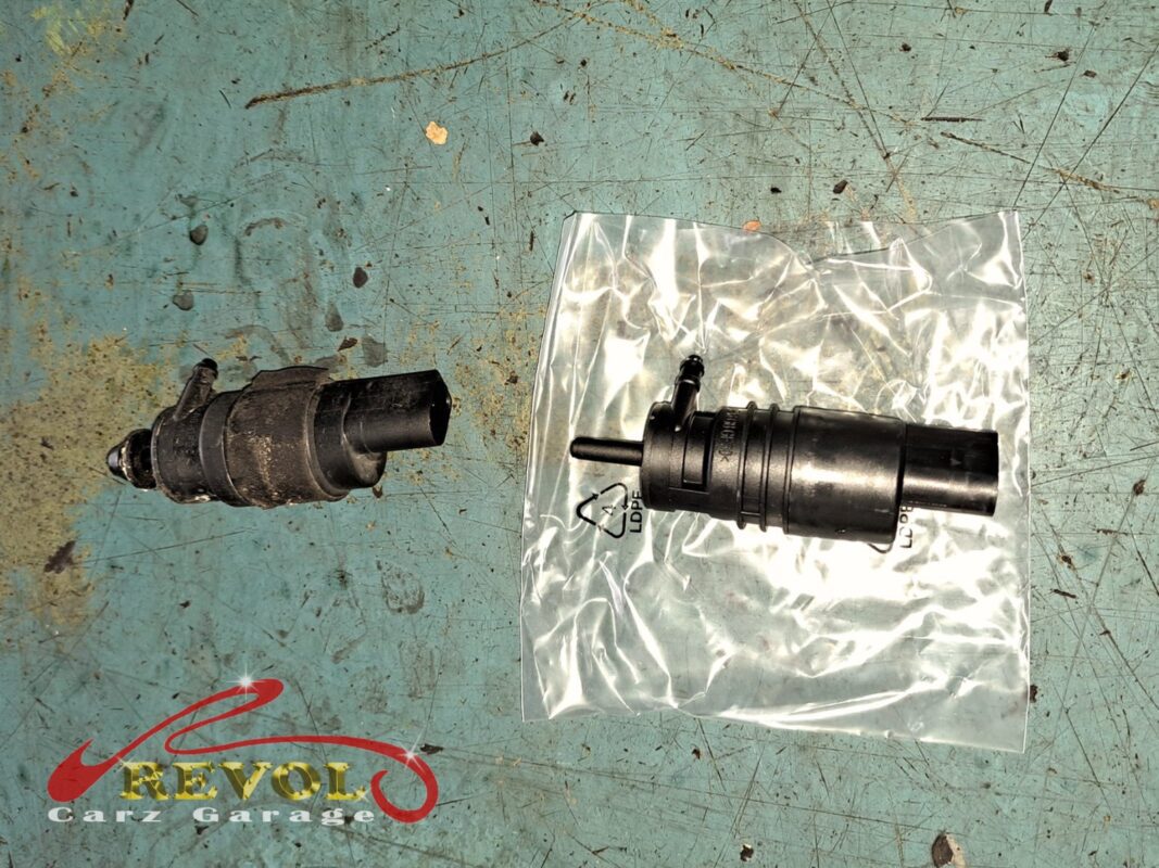 The new Audi-spec washer pump ready to fit.