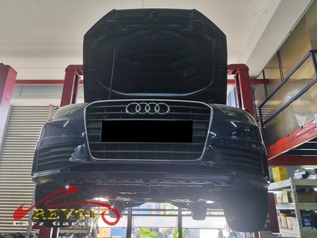The engine oil and filter changed on the Audi A3.