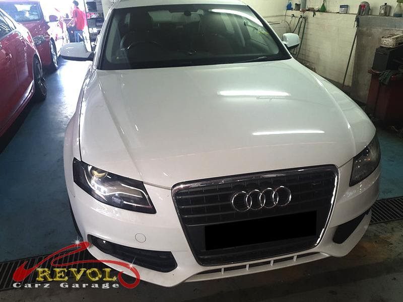 Audi at the workshop for a maintenance service.
