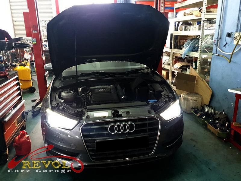 Audi A3 at the workshop for a 30,000 km service.