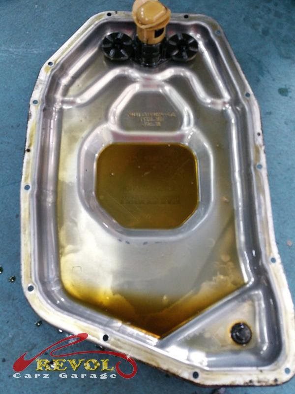 The new genuine Audi-spec gasket ready to fit.