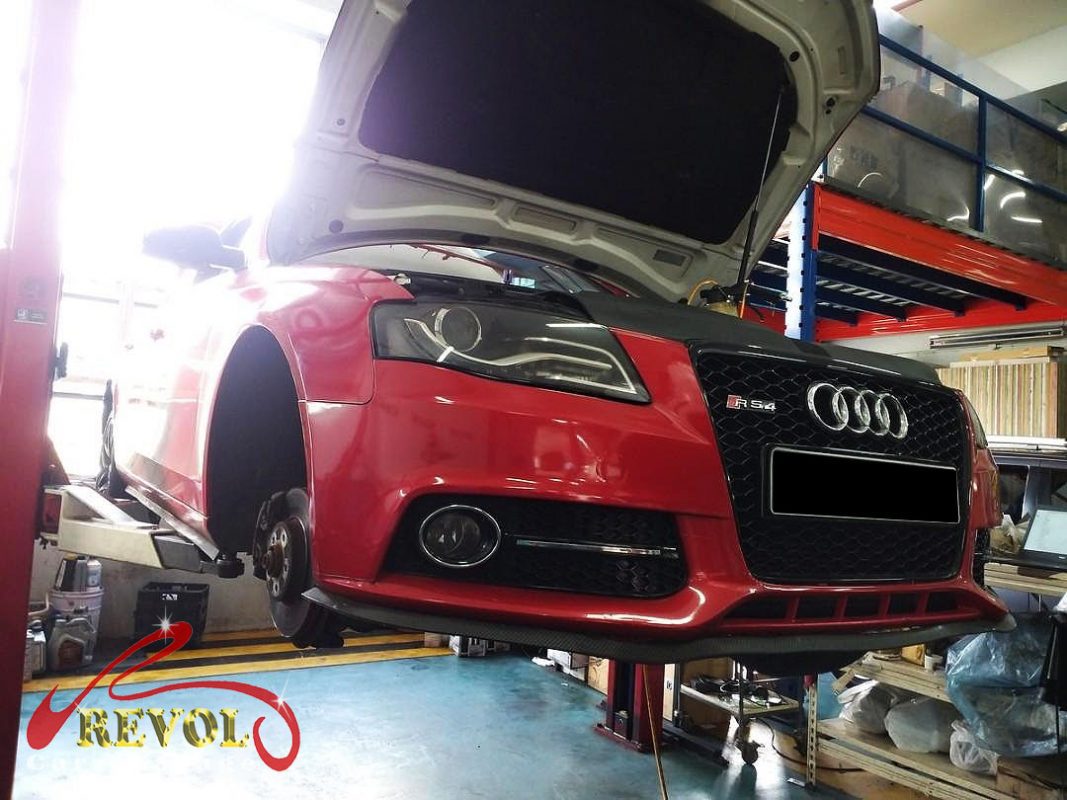The brake inspection on the Audi A4 finding the perished hoses, jamming caliper and ABS fault.