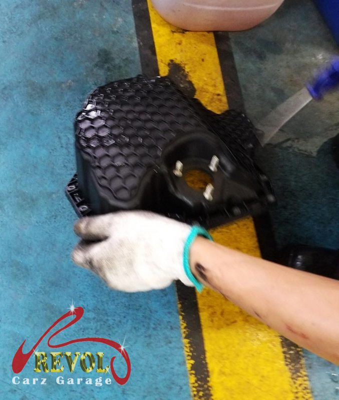 The new genuine VW-spec valve cover gasket ready to fit.