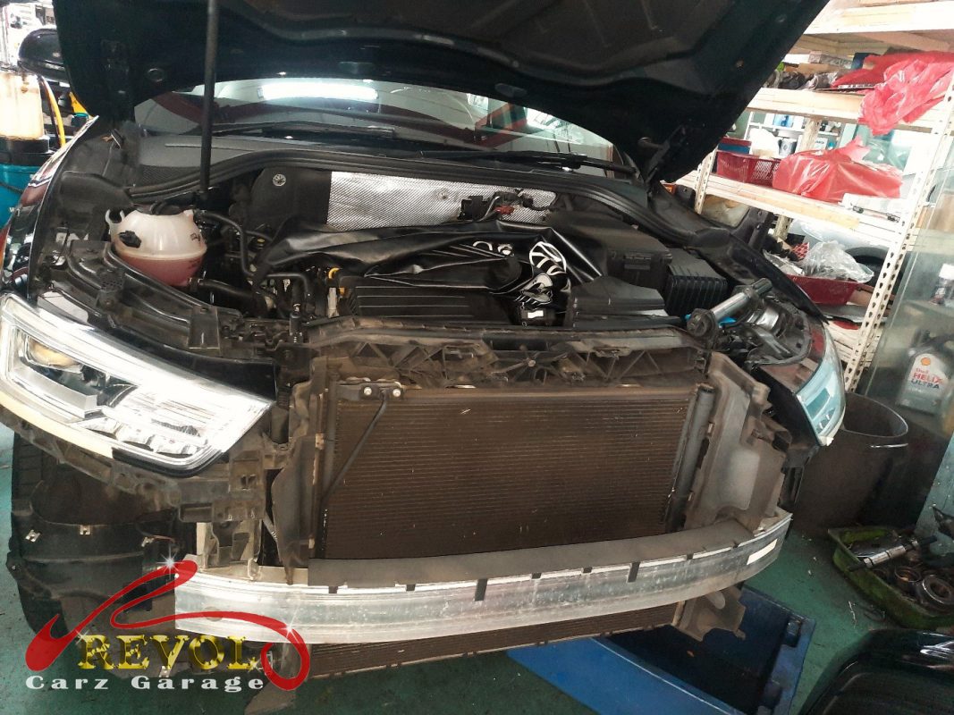 The new genuine Audi-spec cooling fan assembly ready to fit.