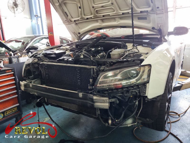 The cooling system checked on the Audi A5, the fault traced to the dead radiator fans.