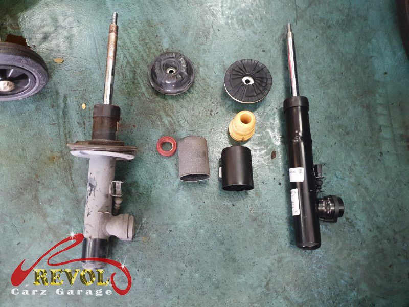 The new genuine Audi-spec front struts and top mounts ready to fit.