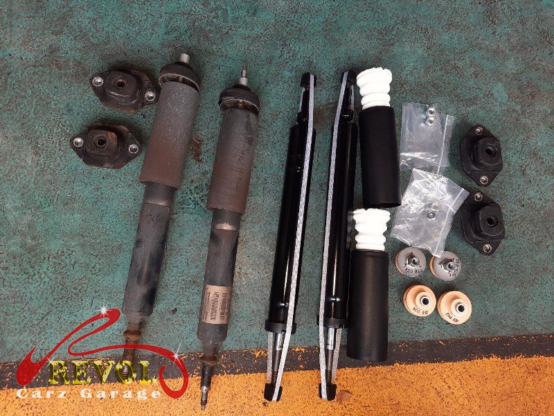 The new shocks installed all round and the front geometry set.