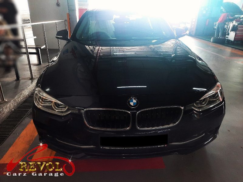 BMW 318i parked at the workshop, in for a misfire diagnosis.