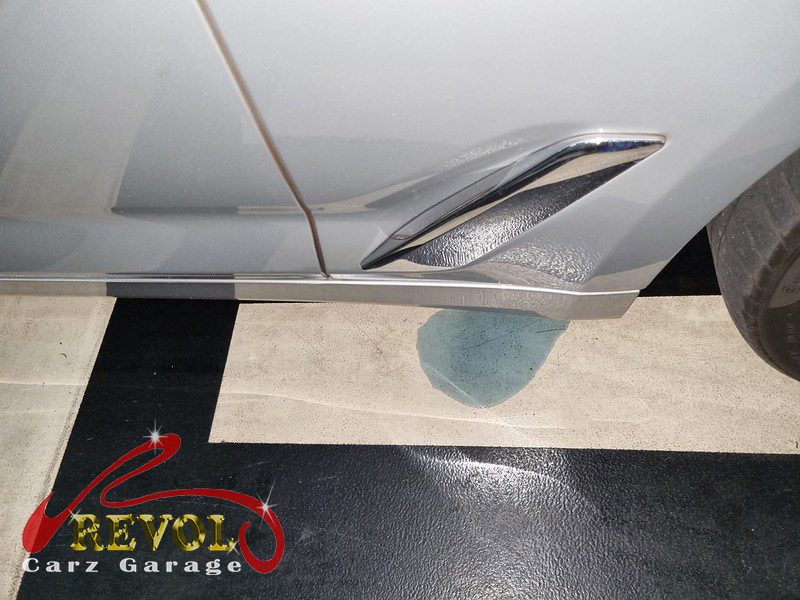 Pressure test on the BMW 530i cooling system finding the radiator leak.
