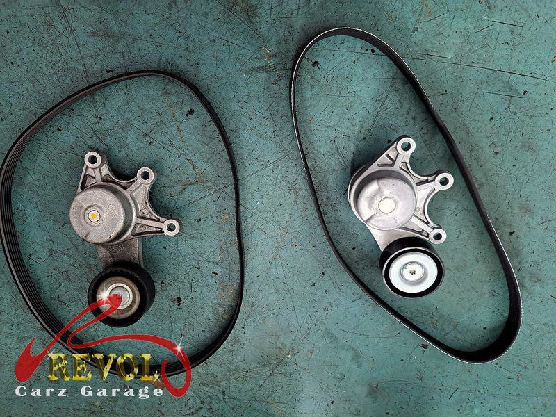 The new BMW-spec drive belt, tensioner and idlers ready to fit.