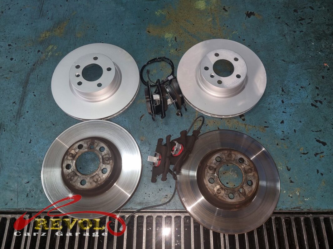 The new BMW-spec rotors and pads ready to fit.