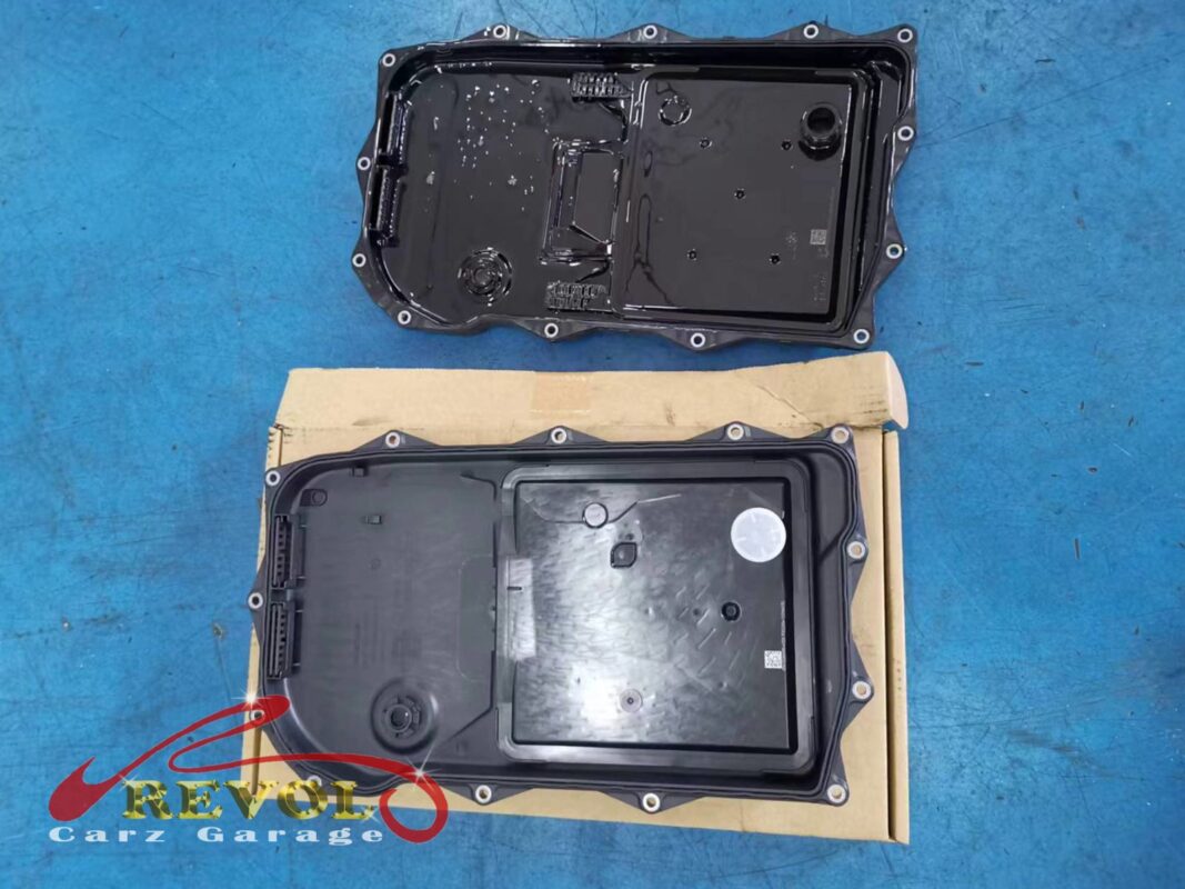 The new BMW-spec transmission pan and filter ready to fit.