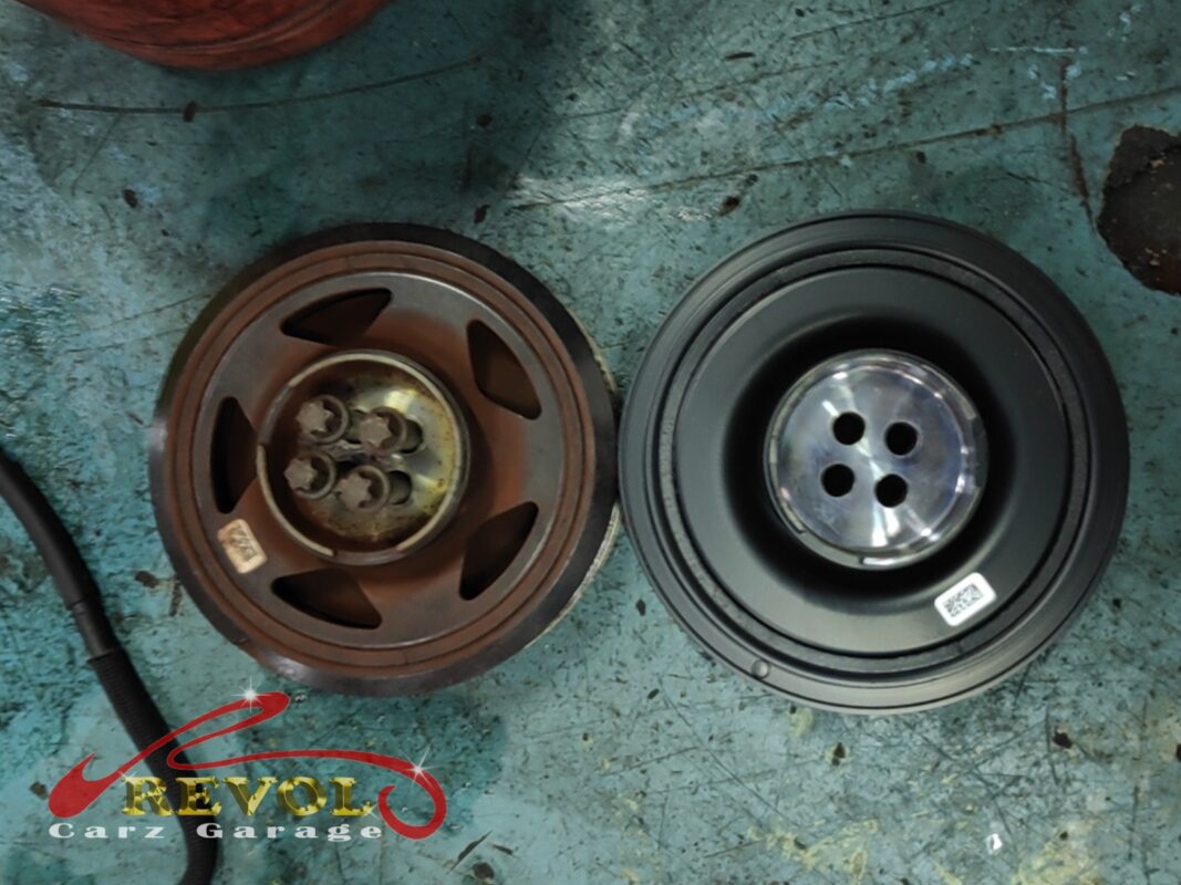 The new BMW-spec belt and tensioner ready to fit.