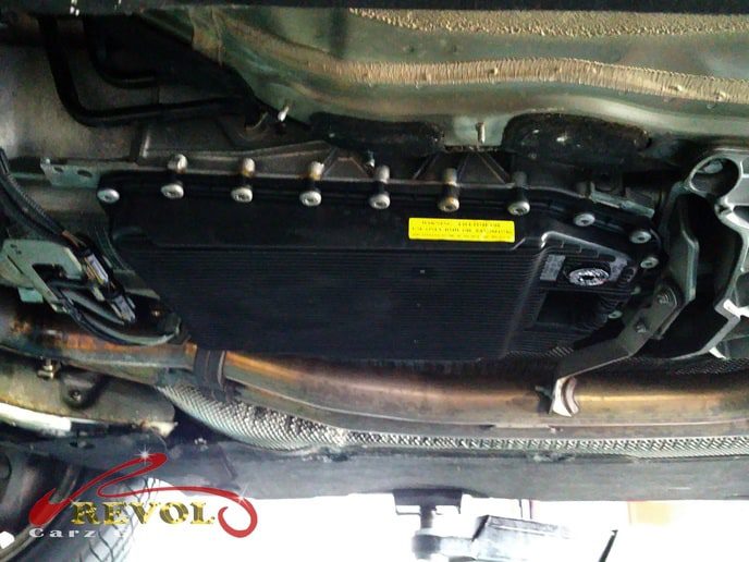 The transmission fault code shown on the BMW 740i iDrive.