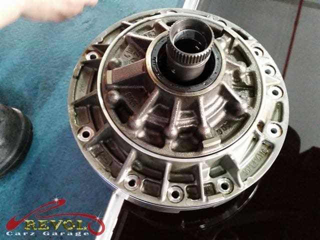 The leaking transmission oil pump identified as the cause.