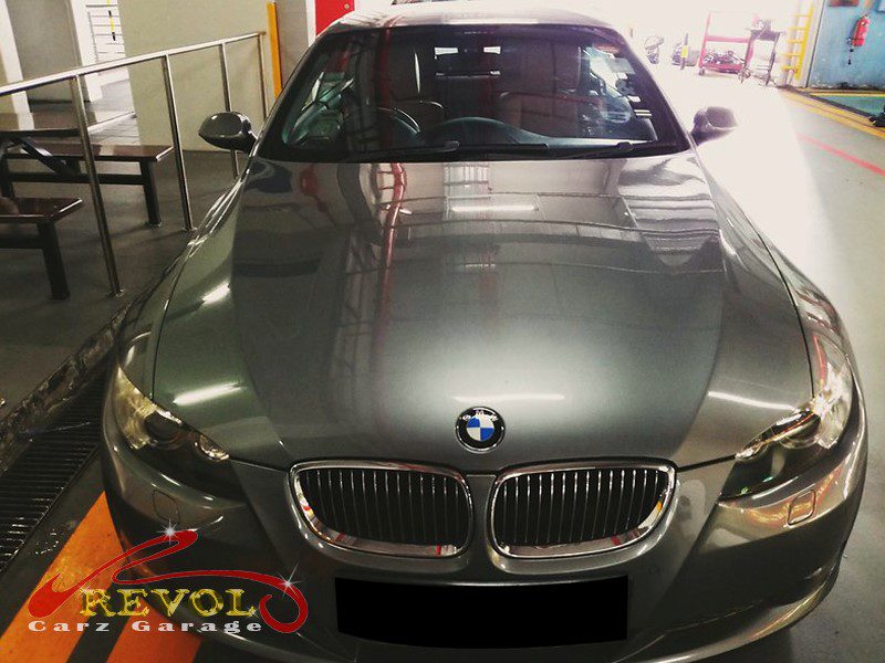 BMW 335i parked at the workshop, in for an aircon diagnosis.