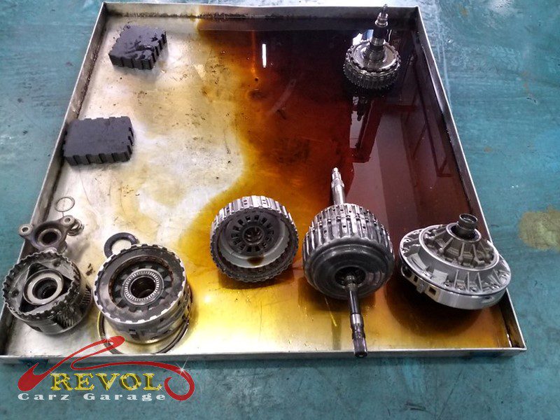 The new genuine ZF-spec clutch packs and seals ready to fit.