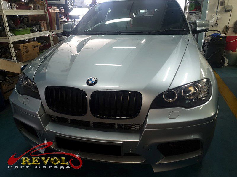BMW X6 parked at the workshop, in for a misfire diagnosis.