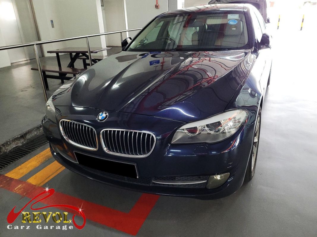 BMW 523i parked at the workshop, in for a clunking noise diagnosis.