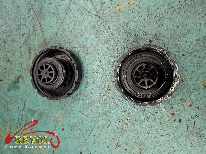 The new Mercedes-spec rear discs and pads ready to fit.