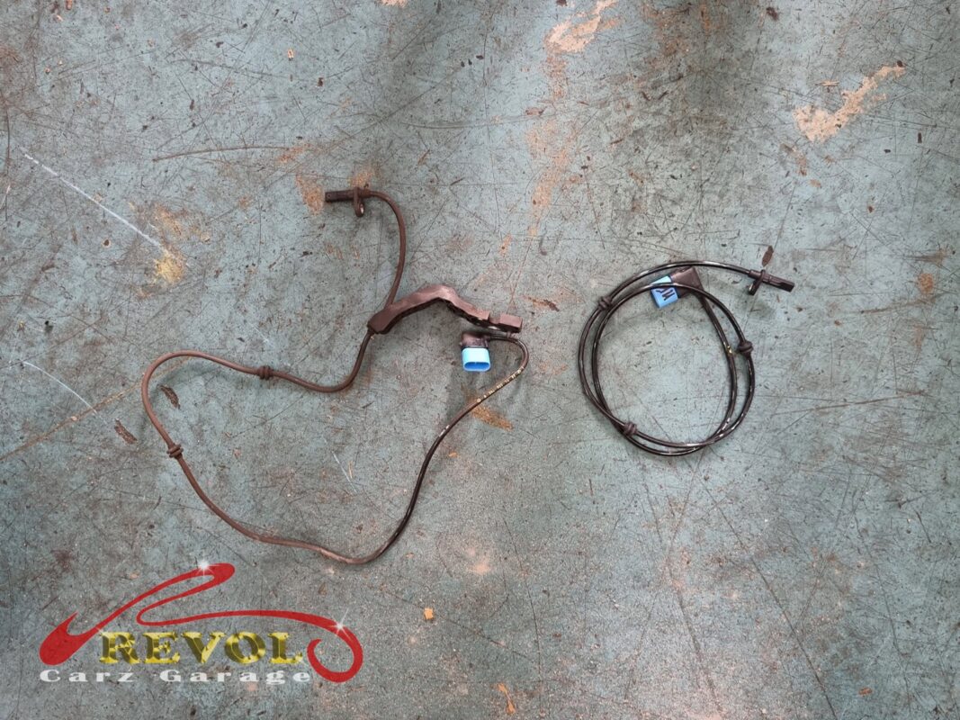 The new Mercedes-spec wheel speed sensor ready to fit.
