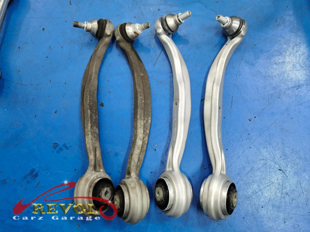 The new Mercedes-spec control arms with fresh bushes and ball joints ready to fit.