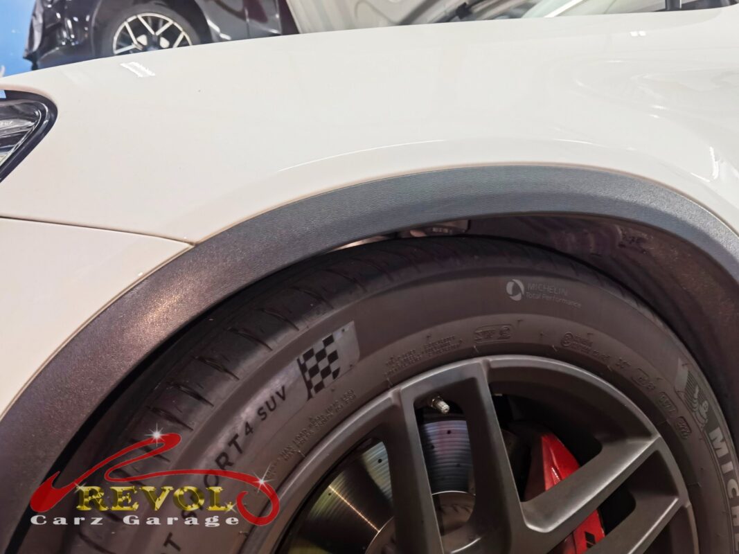 The GLC43 showing the uneven front ride height before the repair.