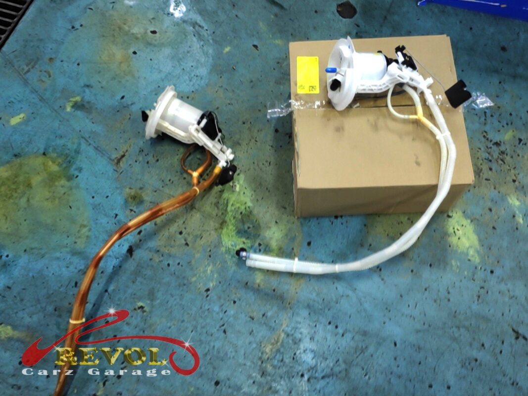 The new Mercedes-spec fuel pump and filter ready to fit.