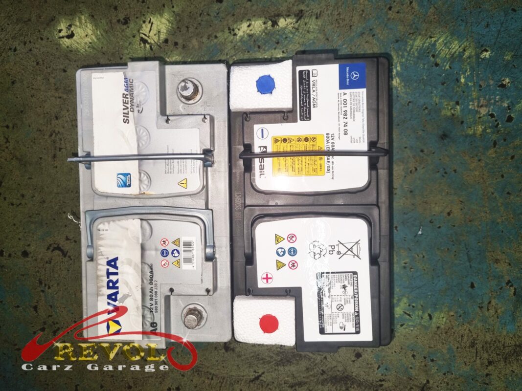 The old Varta AGM battery (left) replaced with a new Mercedes-spec AGM battery (right).