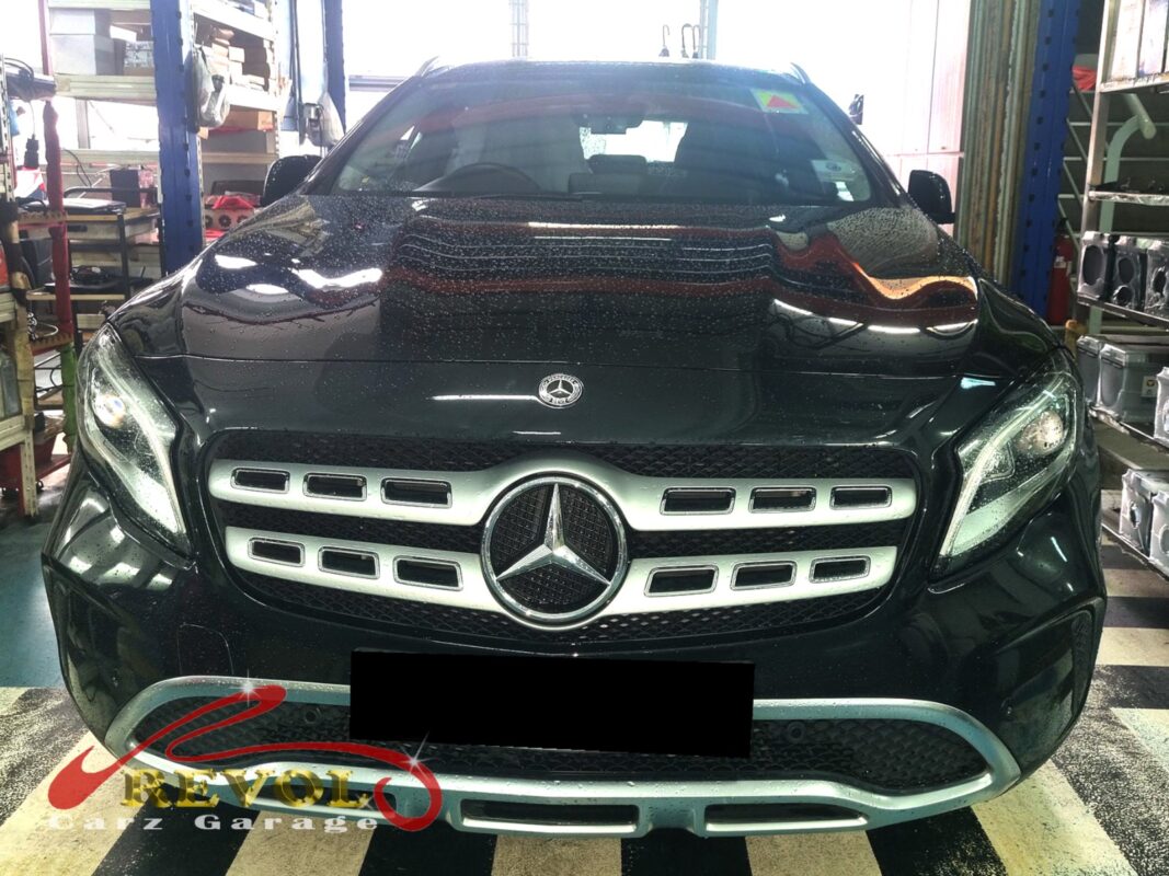 Mercedes-Benz GLA180 with the engine bay open for thermostat replacement.