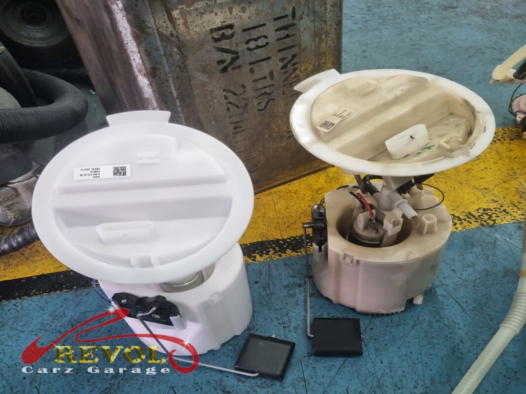 The old fuel pump and filter module (right) beside the new Mercedes-spec replacement (left).