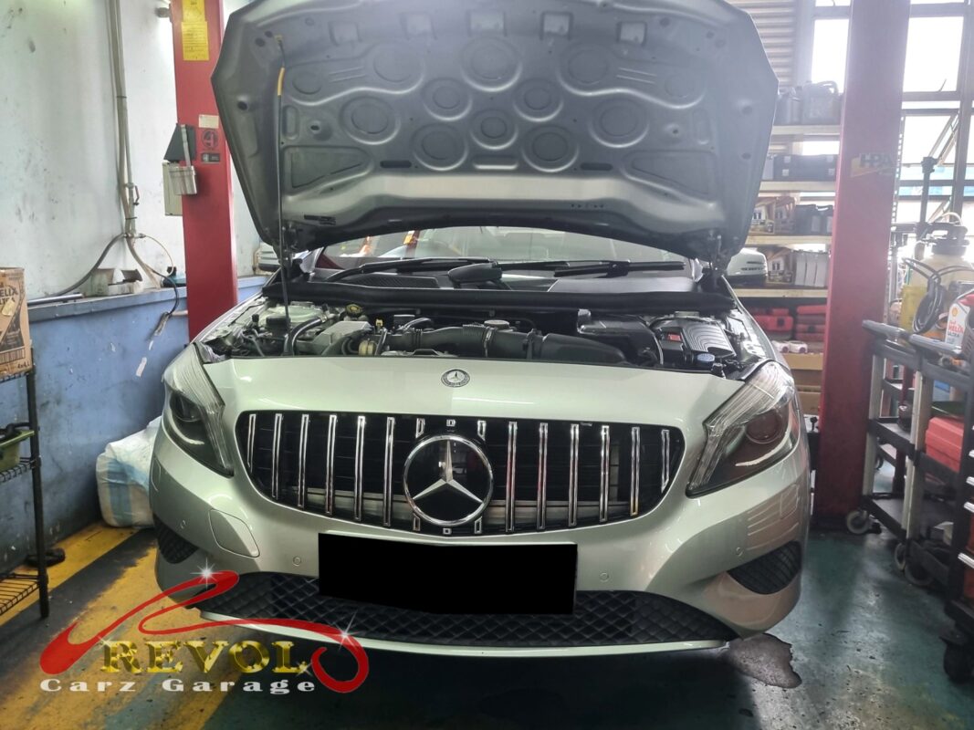 Mercedes-Benz A180 in for diagnosis of flat acceleration and a check engine light.