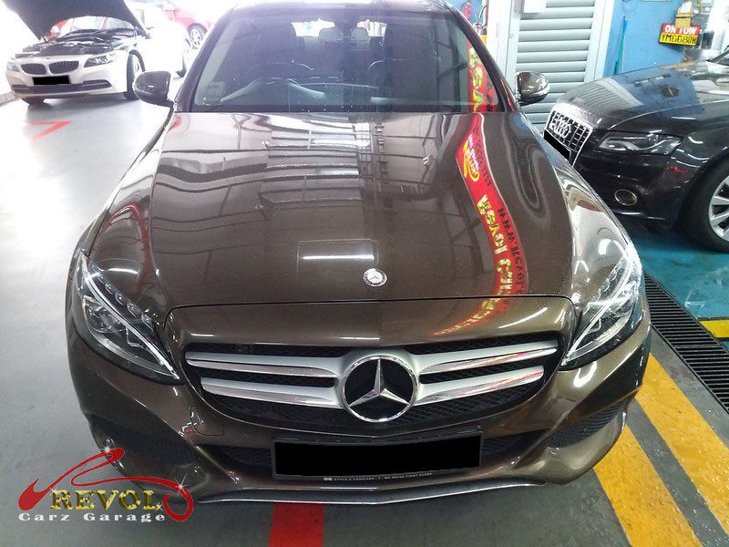 Mercedes-Benz C180 at the workshop, in for a front suspension noise.