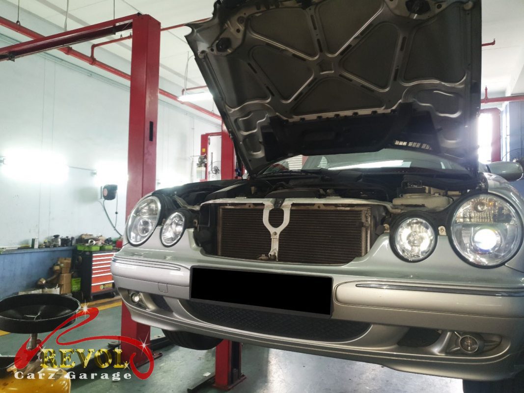 The classic Mercedes-Benz E200 W210 in for its safety check and service.