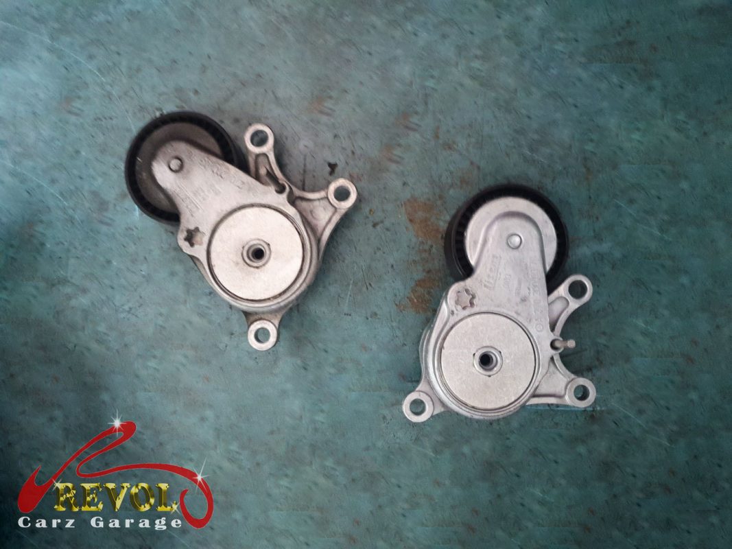 The new genuine Mercedes-spec drive belt, tensioner and idlers ready to fit.