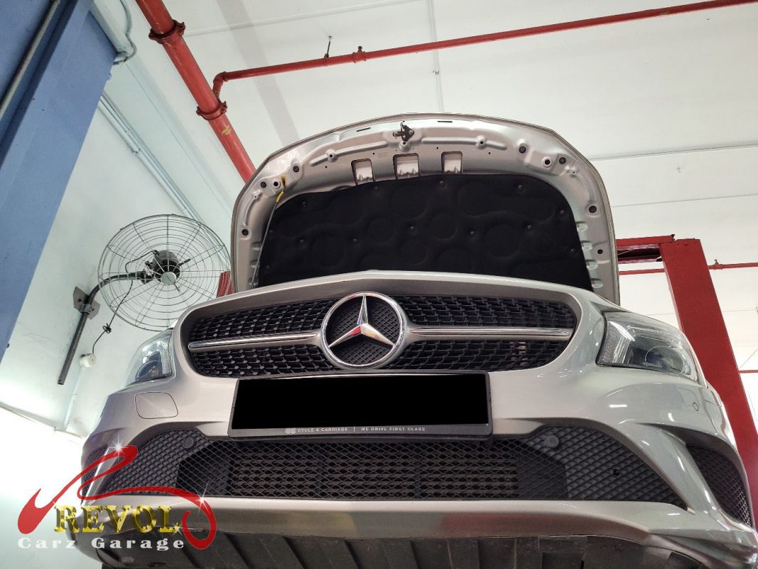 Misfire diagnostics on the Mercedes-Benz CLA180 identifying the misfiring cylinders.