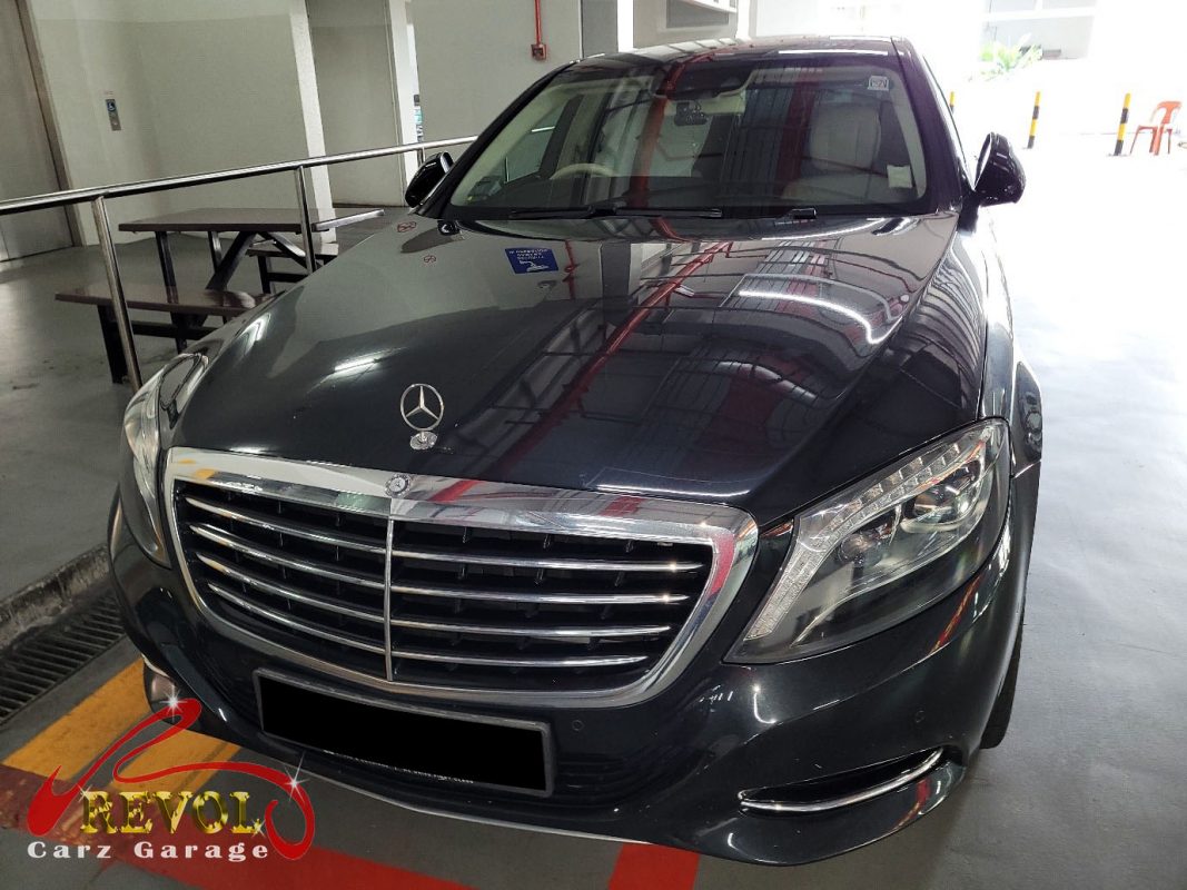Mercedes-Benz S320L parked at the workshop for full maintenance servicing.