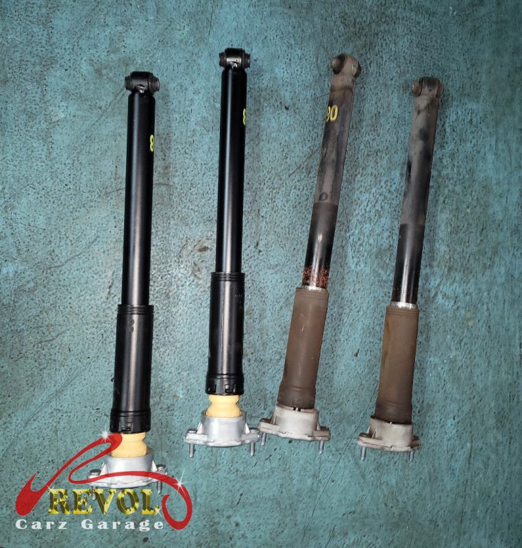 The new genuine Mercedes-spec front struts ready to fit.