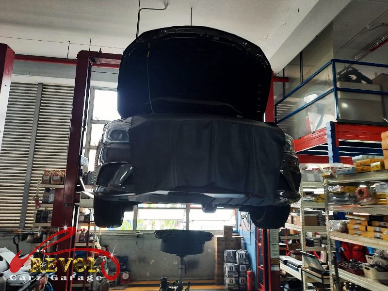 The oil leak traced to the oil level sensor in the sump on the Mercedes-Benz CLA180.