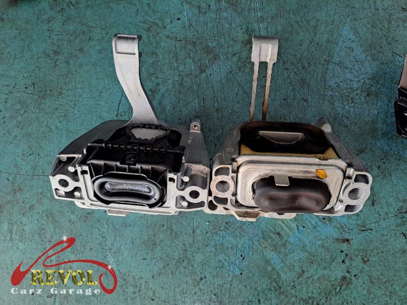 The new genuine VW-spec engine and gearbox mounts ready to fit.