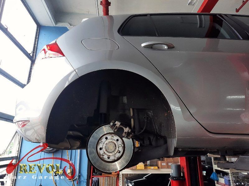 The new brakes installed and bedded in.