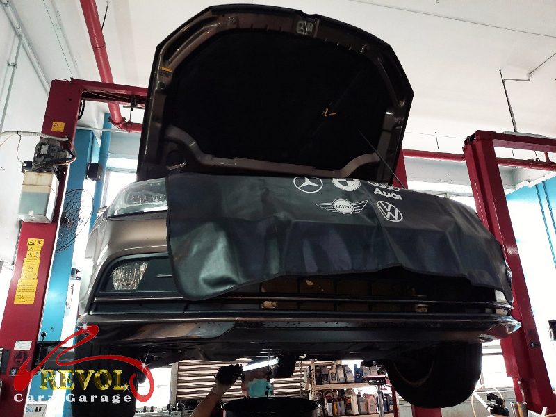Diagnostics on the Volkswagen Jetta showing the fuelling fault codes.