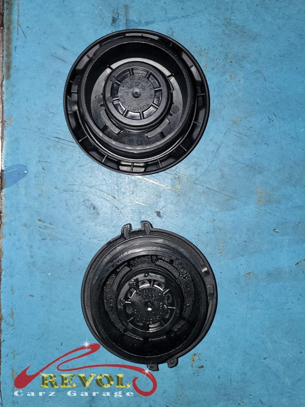 The new VW-spec expansion tank and cap ready to fit.