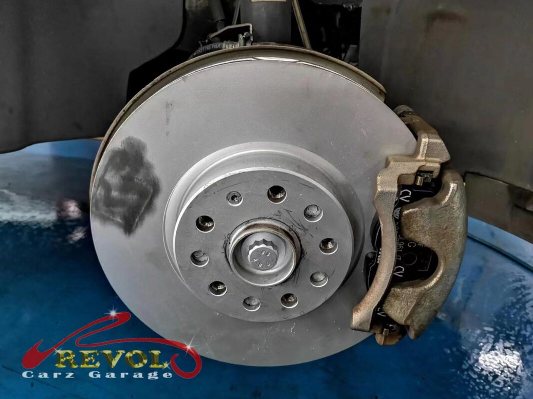 The new VW-spec rotors and pads ready to fit.