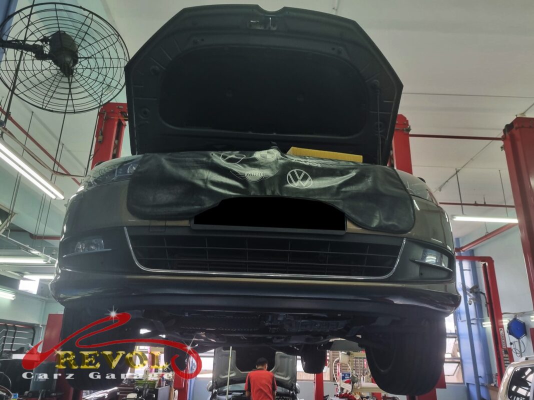 The worn front lower arm bush on the Volkswagen Sharan.
