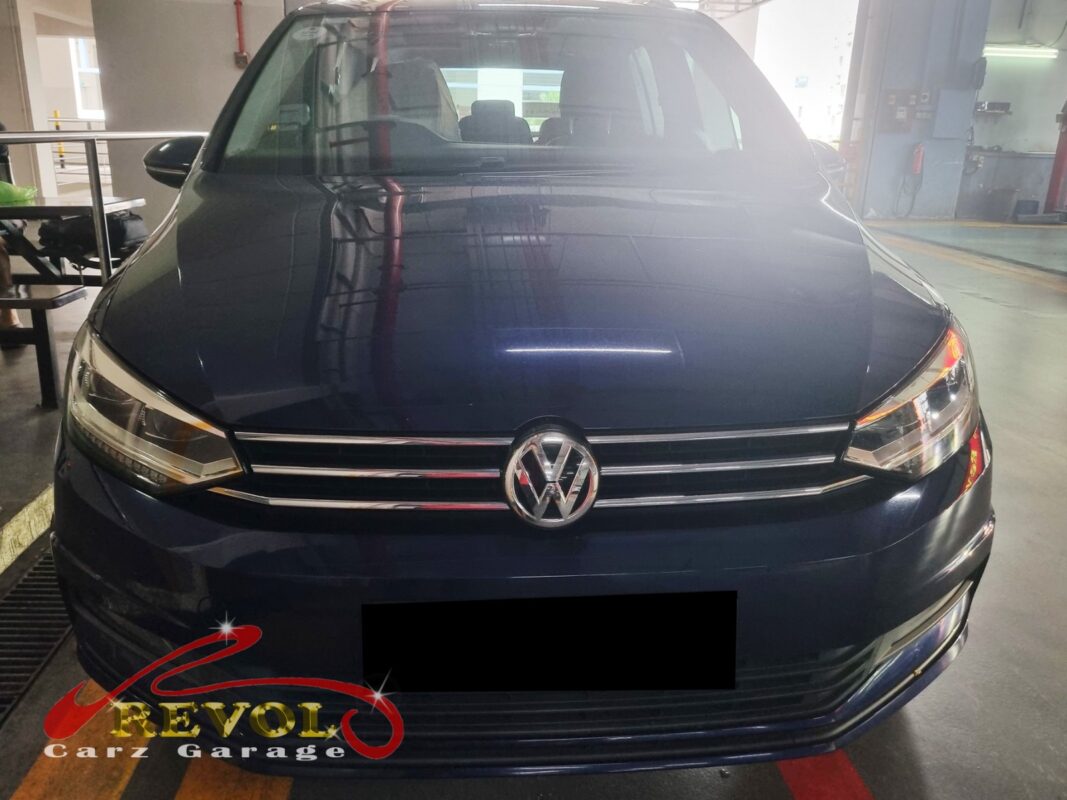 Volkswagen Touran parked at the workshop, in for misfire diagnosis.