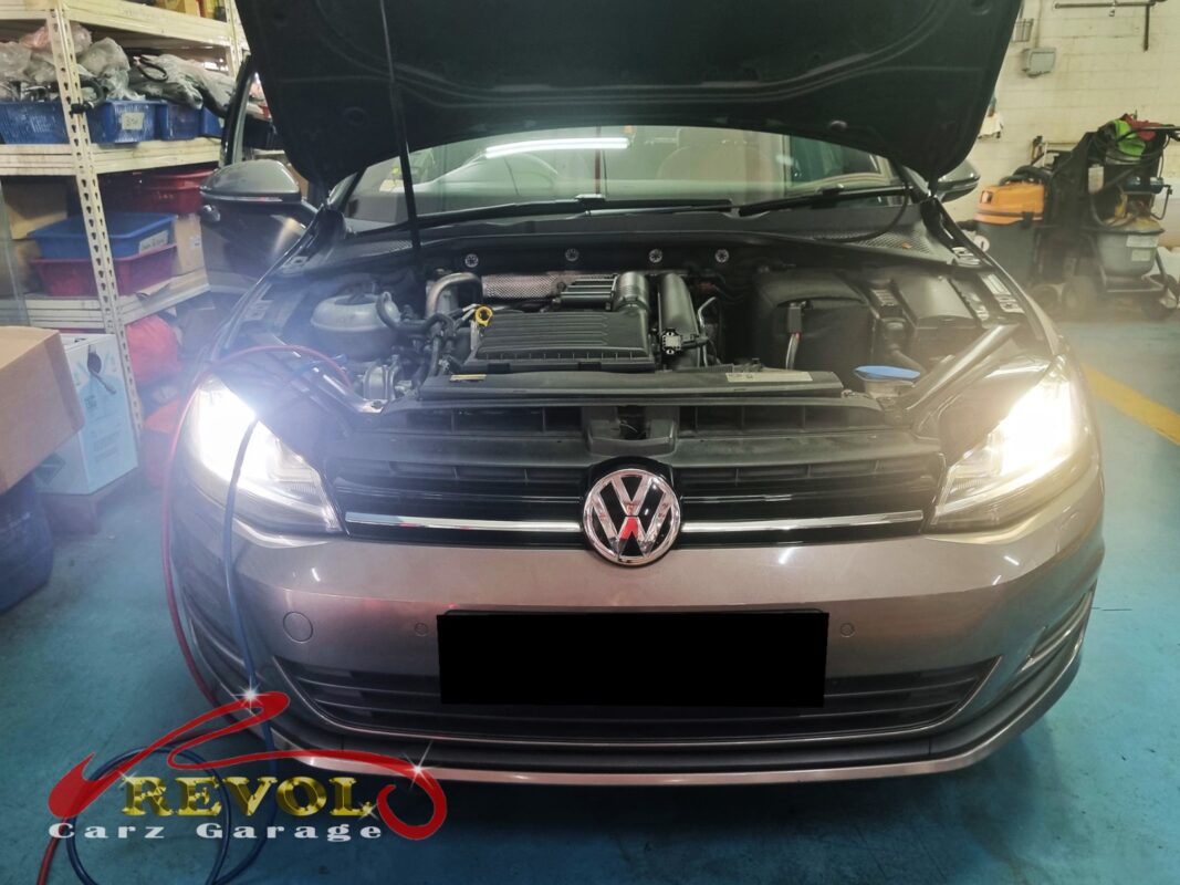 Volkswagen Golf in the workshop for aircon cooling coil replacement.