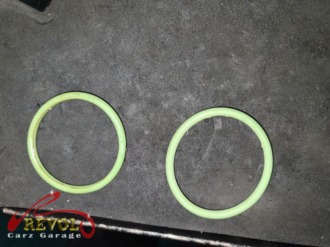 The drive belt set back up properly.